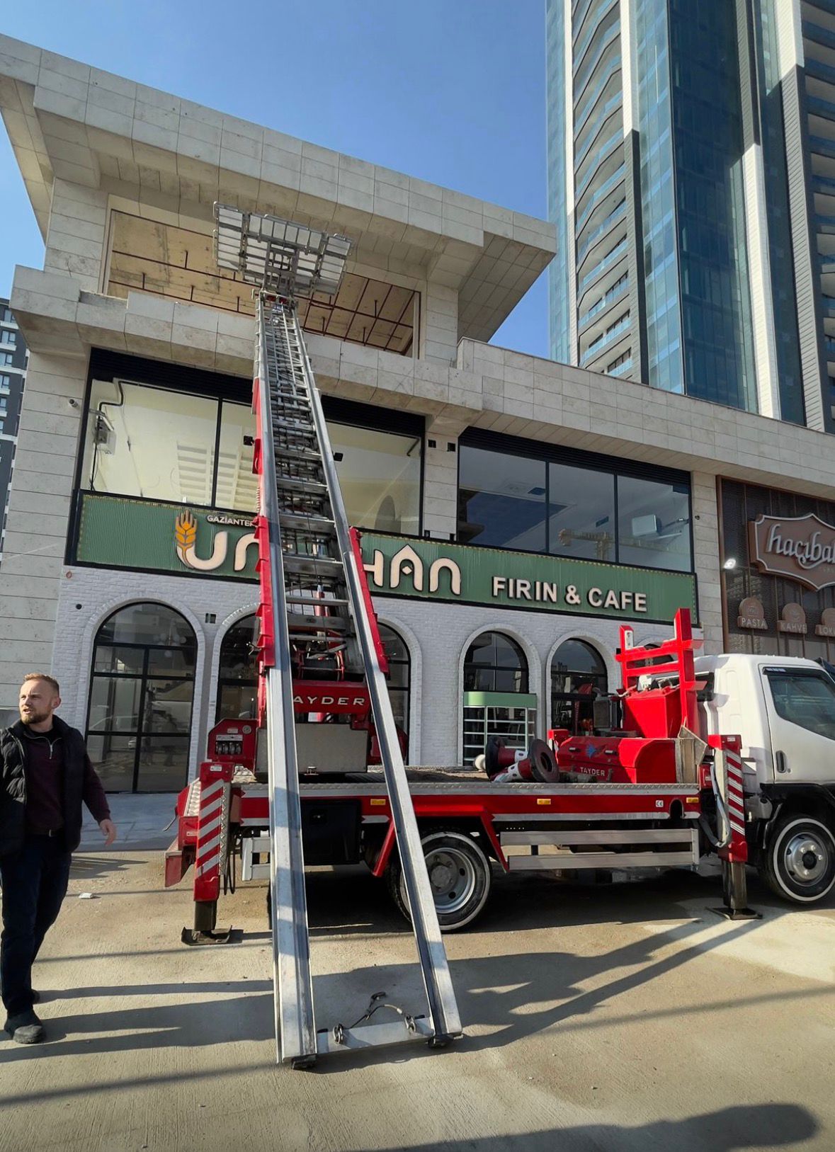 DIAMOND GİYOTİN CAM SİSTEMLERİ